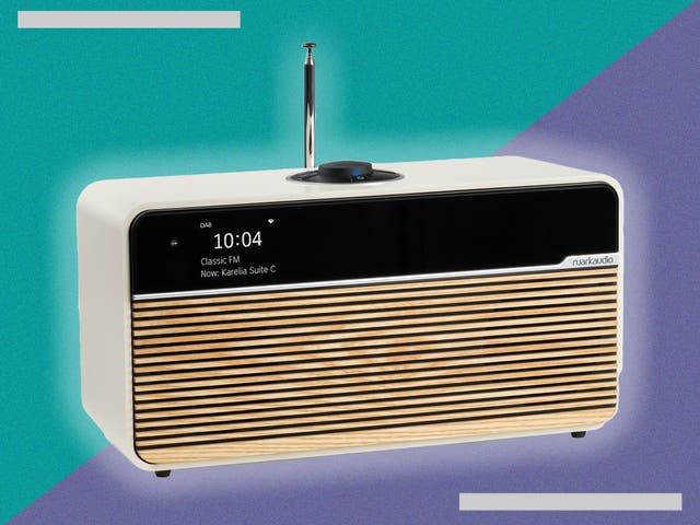<p>From DAB and FM, to Bluetooth, USB-C and wifi, the R2 connects to almost anything </p>
