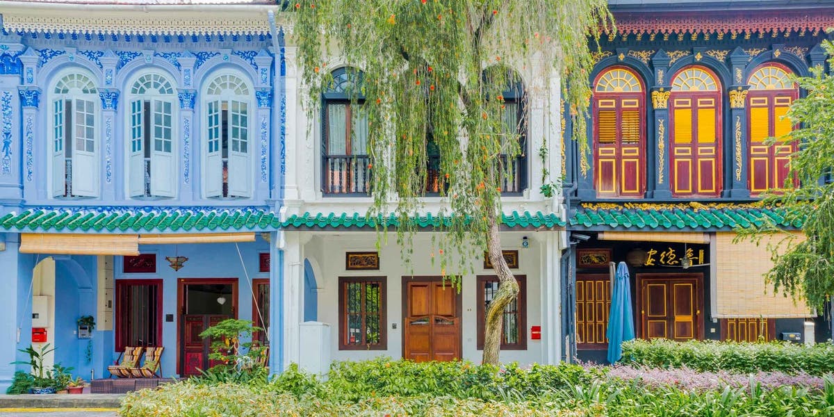 Discover Singapore’s rich cultural heritage and diverse neighbourhoods