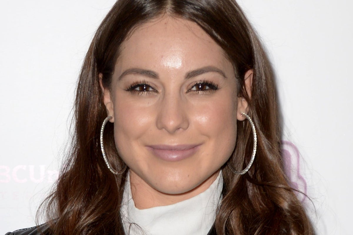 Louise Thompson hails NHS nurses as ‘champs’ amid national strike action