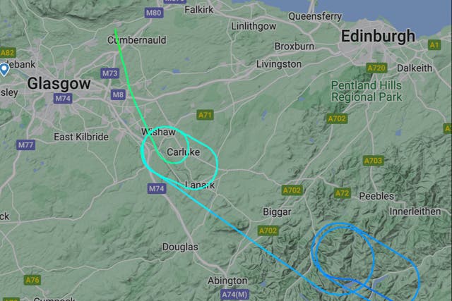 <p>Holding firm: Flightpath of Emirates flight from Dubai to Glasgow</p>