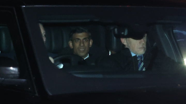 Rishi Sunak holds talks with Northern Ireland political leaders in first visit as prime minister