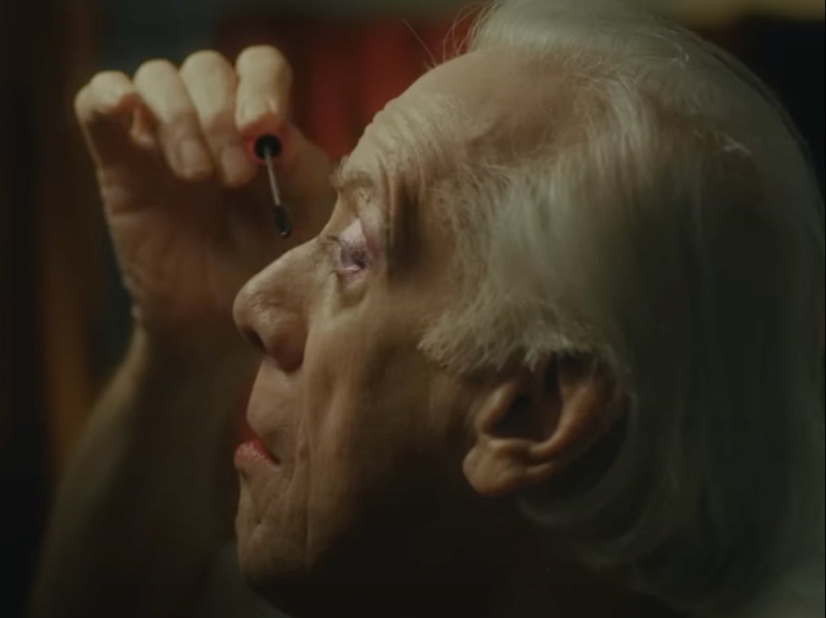 Grandfather learns to apply makeup in holiday advert celebrating trans acceptance: ‘Absolutely beautiful’