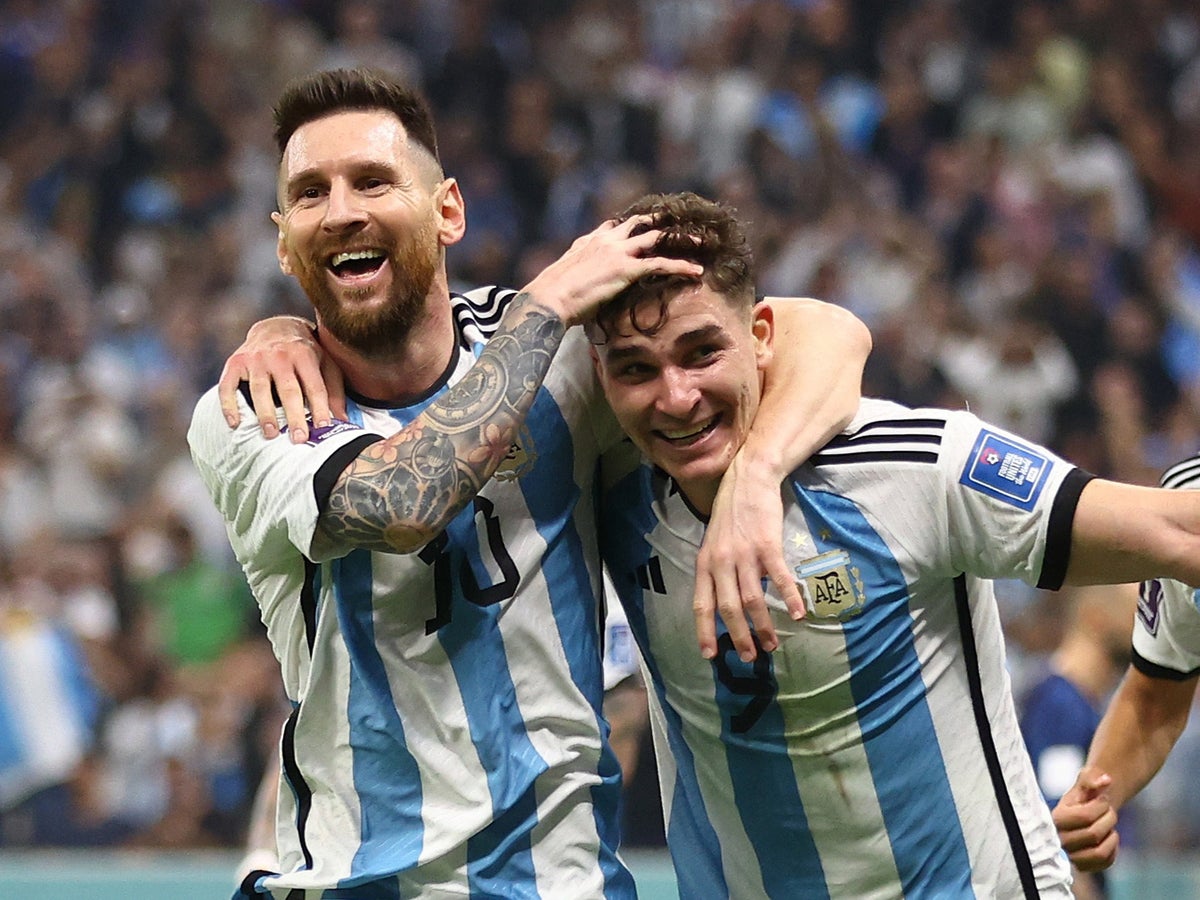 Messi passing the Argentina torch? Man City's Julian Alvarez scores first  goal on full debut