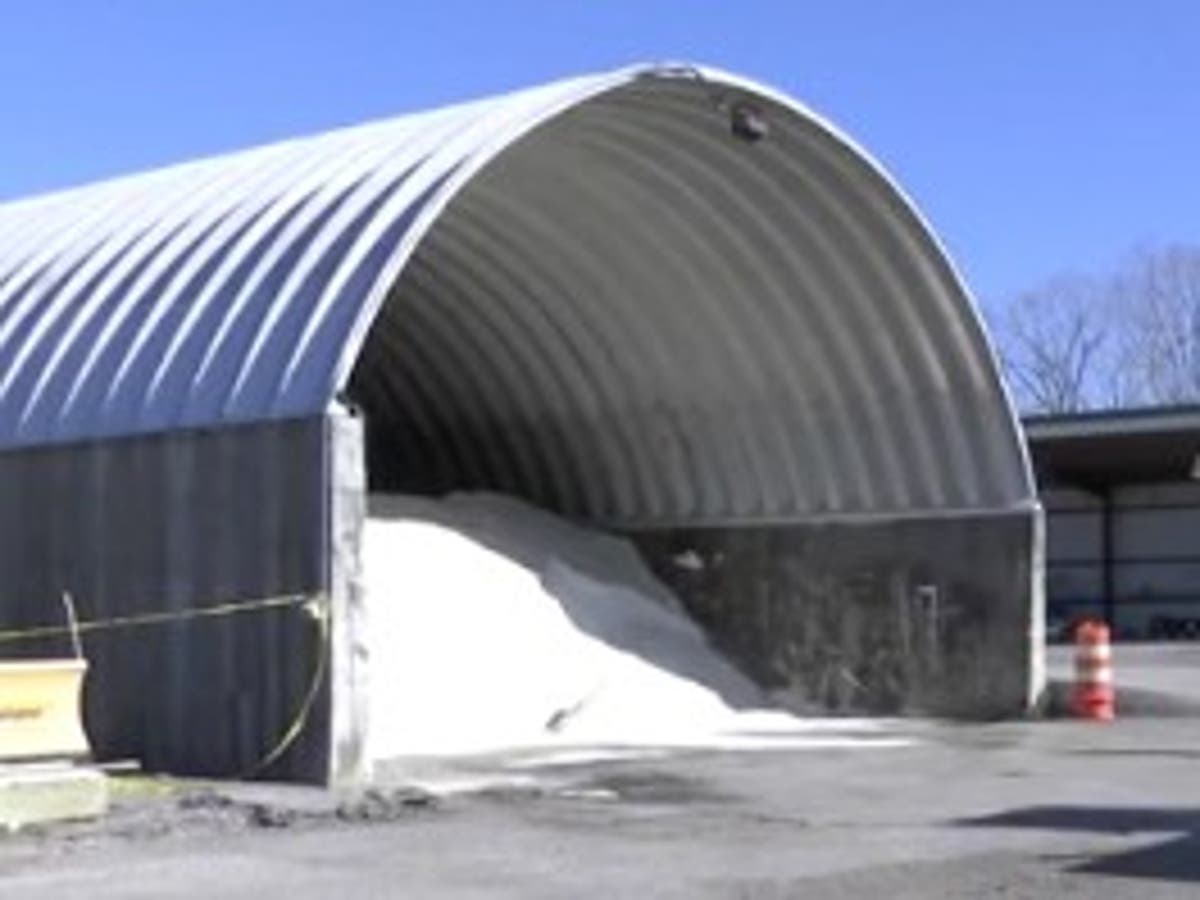 Human heart found in salt pile by transportation workers in Tennessee Human heart found in salt pile by transportation workers in Tennessee