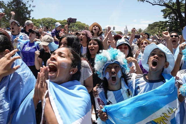<p>World Cup final: Fans globally react to every goal from Argentina vs France </p><p></p>