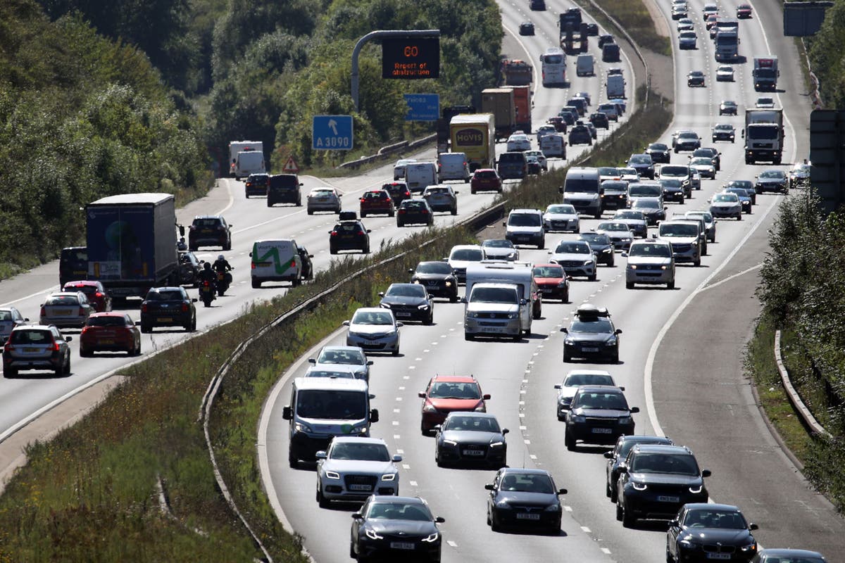 Christmas getaway traffic to build throughout week as 20m journeys expected Christmas getaway traffic to build throughout week as 20m journeys expected