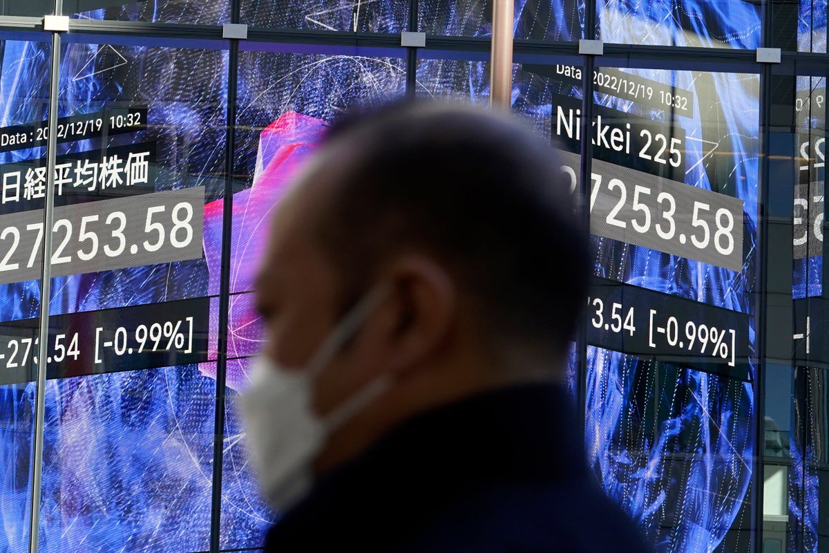 Asian stock markets sink under global recession fears