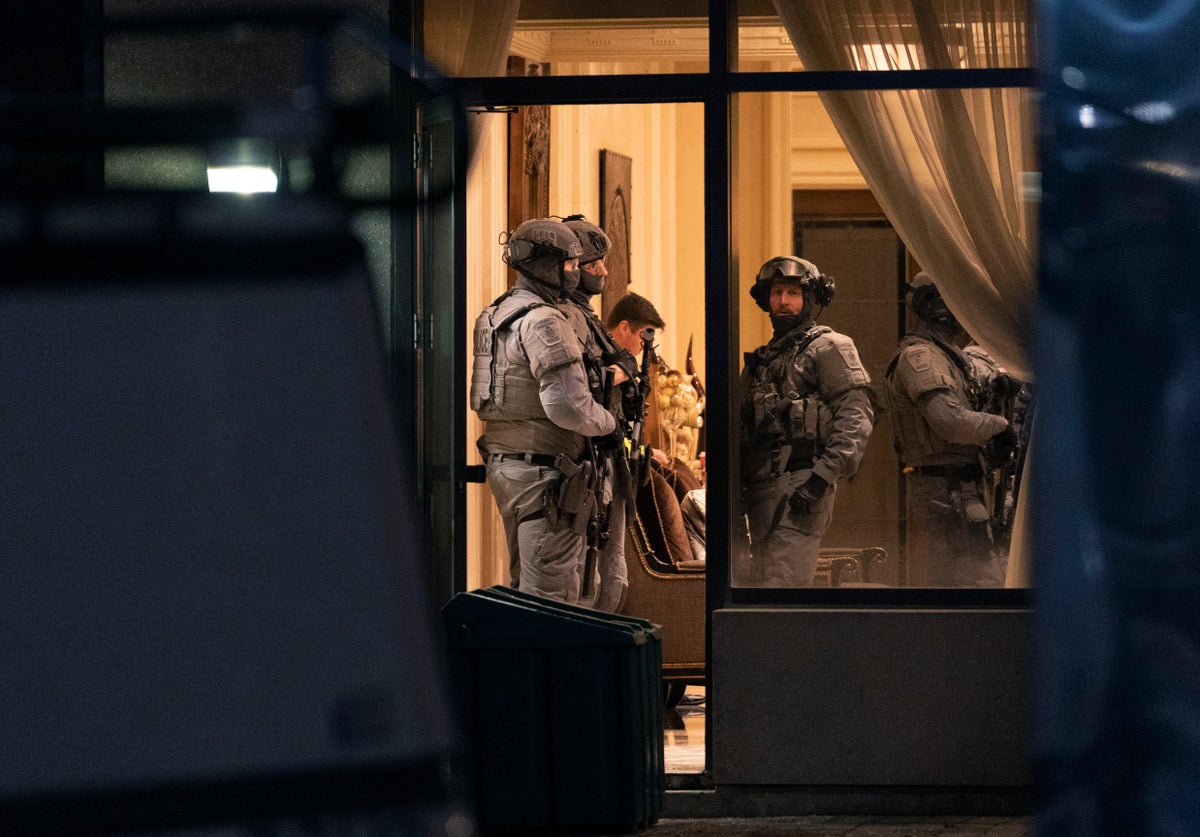 Toronto shooting – live: Five killed in ‘horrendous’ Canada condo attack