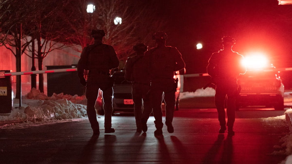 Toronto shooting: Five killed in Canada condo attack