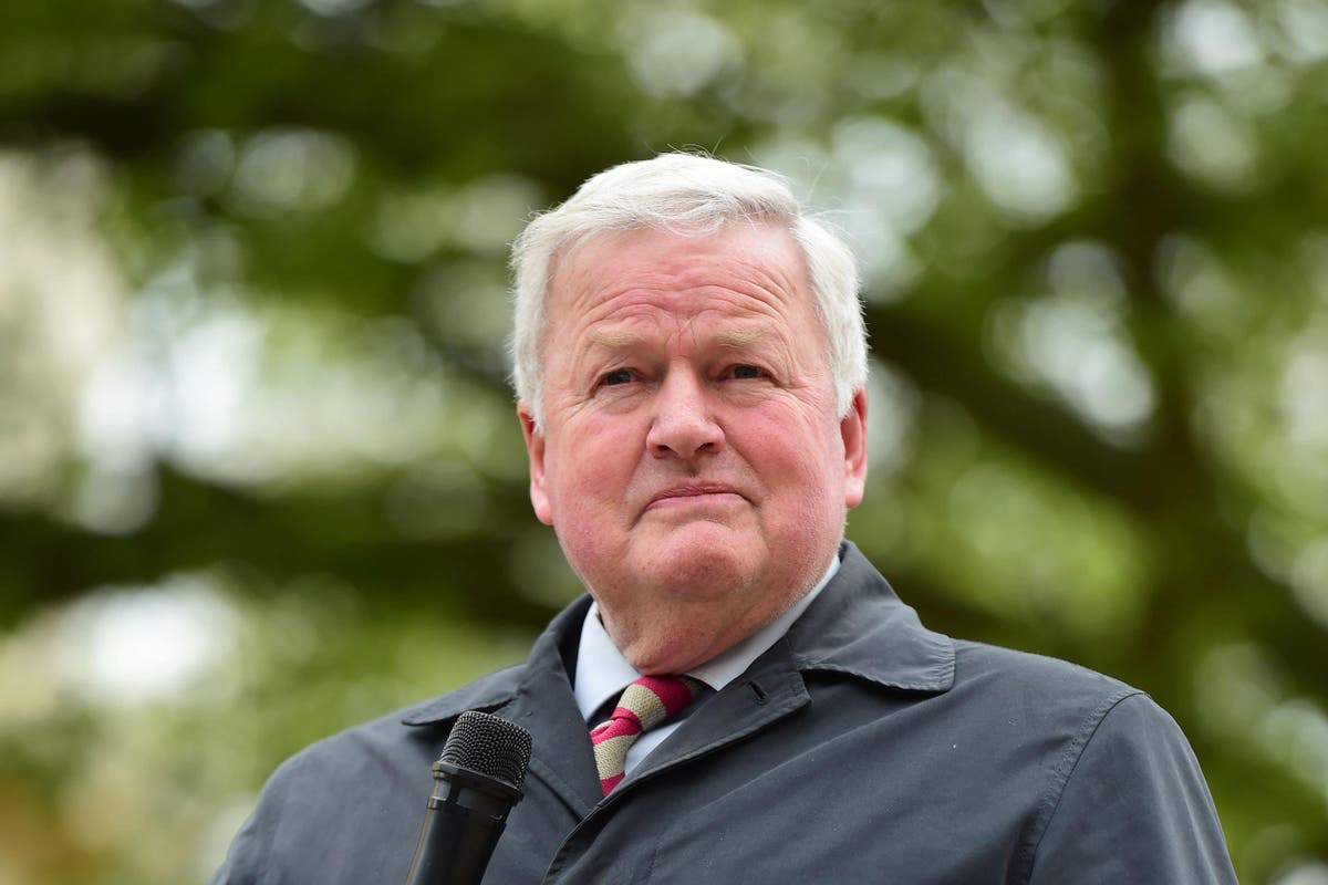 Tory MP apologises after telling campaigner to ‘go back to Bahrain’ Tory MP apologises after telling campaigner to ‘go back to Bahrain’