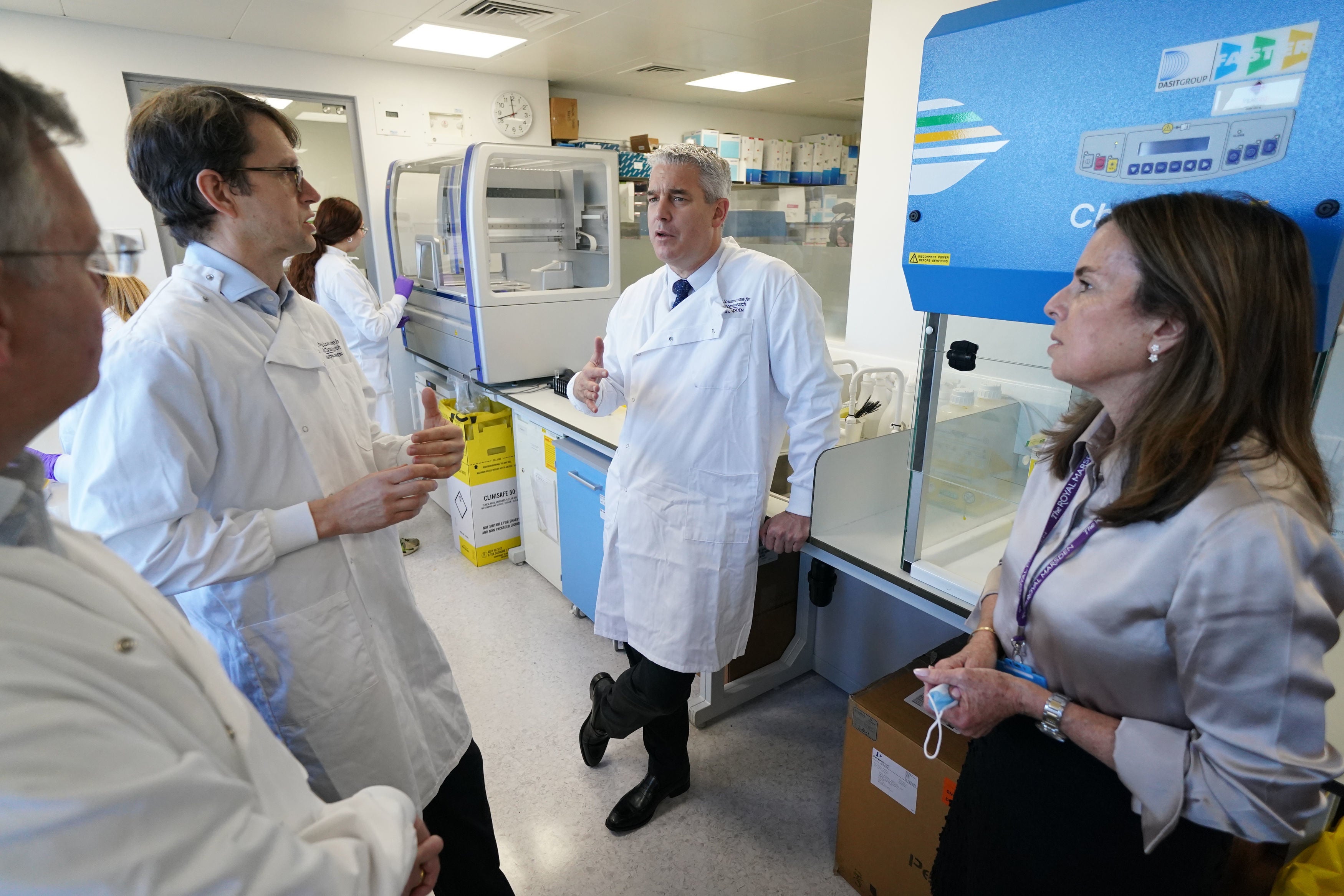 Health Secretary Steve Barclay at the Ralph Lauren Centre for Breast Cancer Research during a visit to the Royal Marsden Hospital
