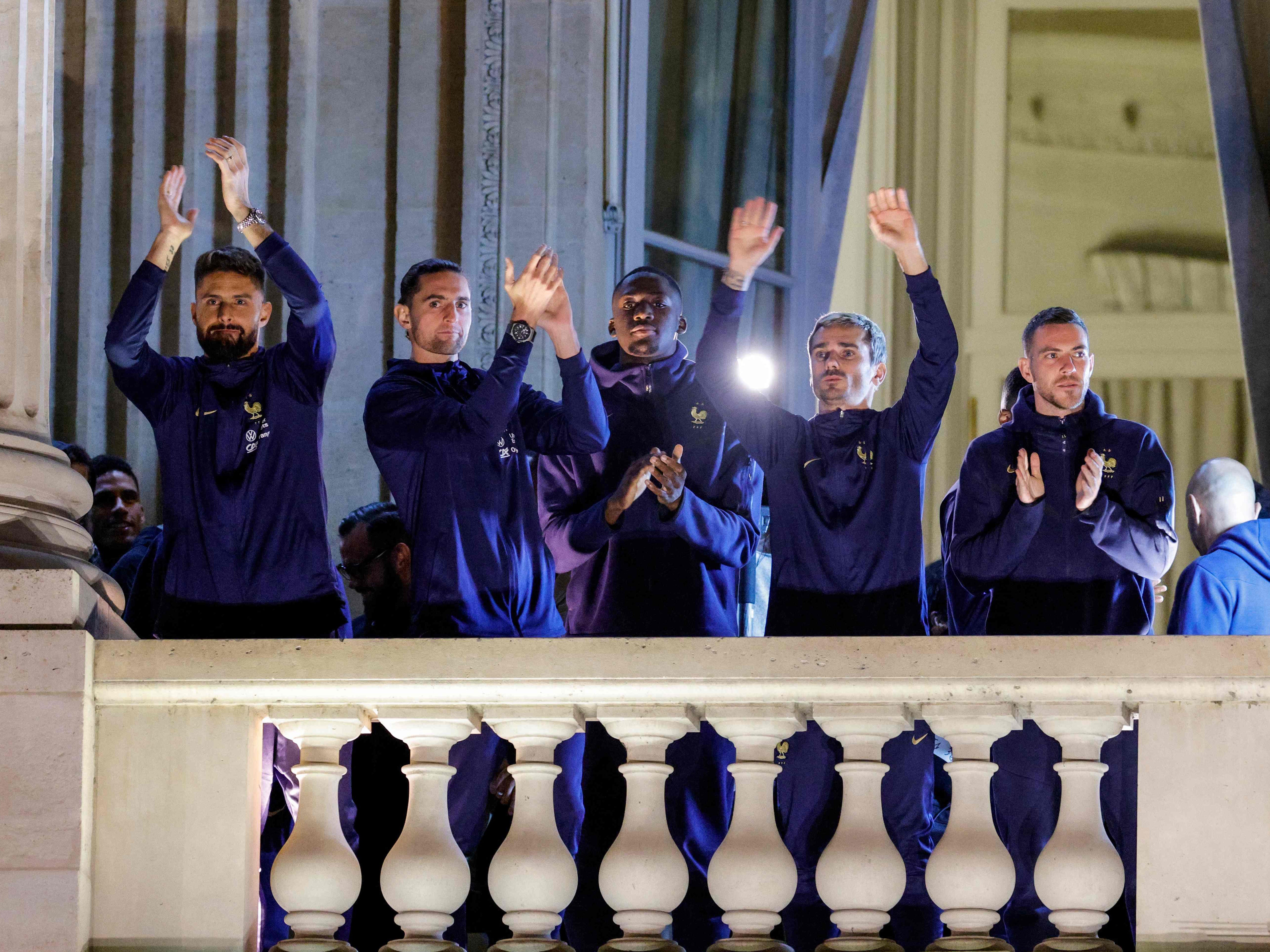 The team appeared on the balcony of the Hotel de Crillon