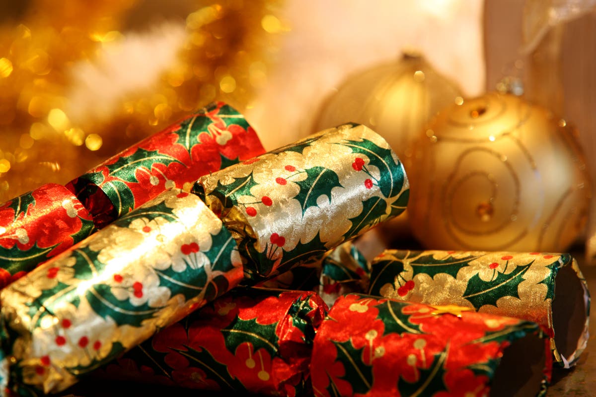 Your annual reminder that Christmas crackers are banned by 18 airlines