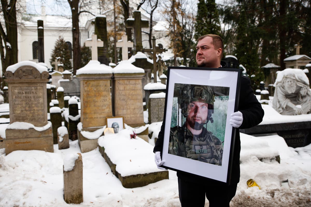 Zabity na Ukrainie słup bojowy został pochowany jako bohater dwóch narodów