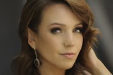 Miss Alabama 2000 winner dies at 43