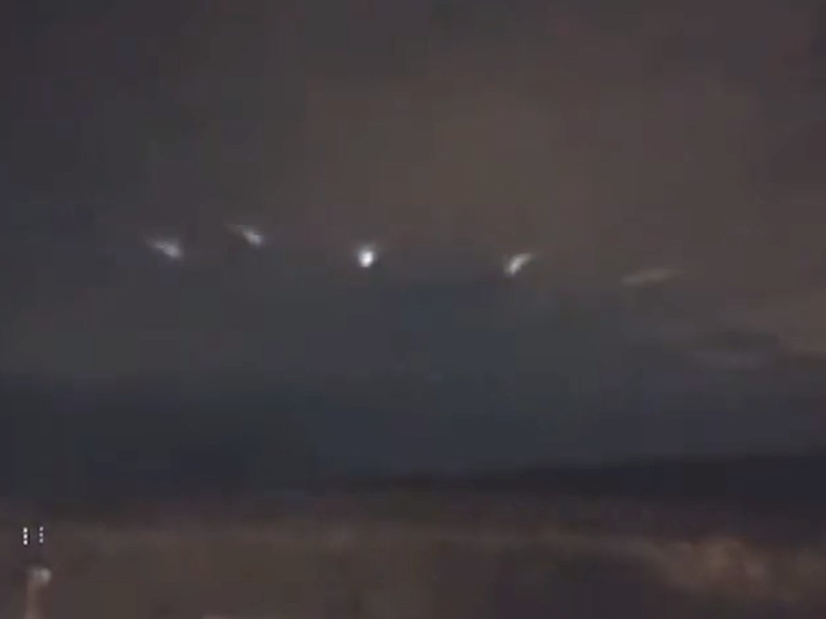 Mysterious lights seen in Wisconsin sky as witnesses raise UFO speculation