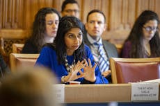 Government yet to find airline to send migrants to Rwanda, Braverman suggests