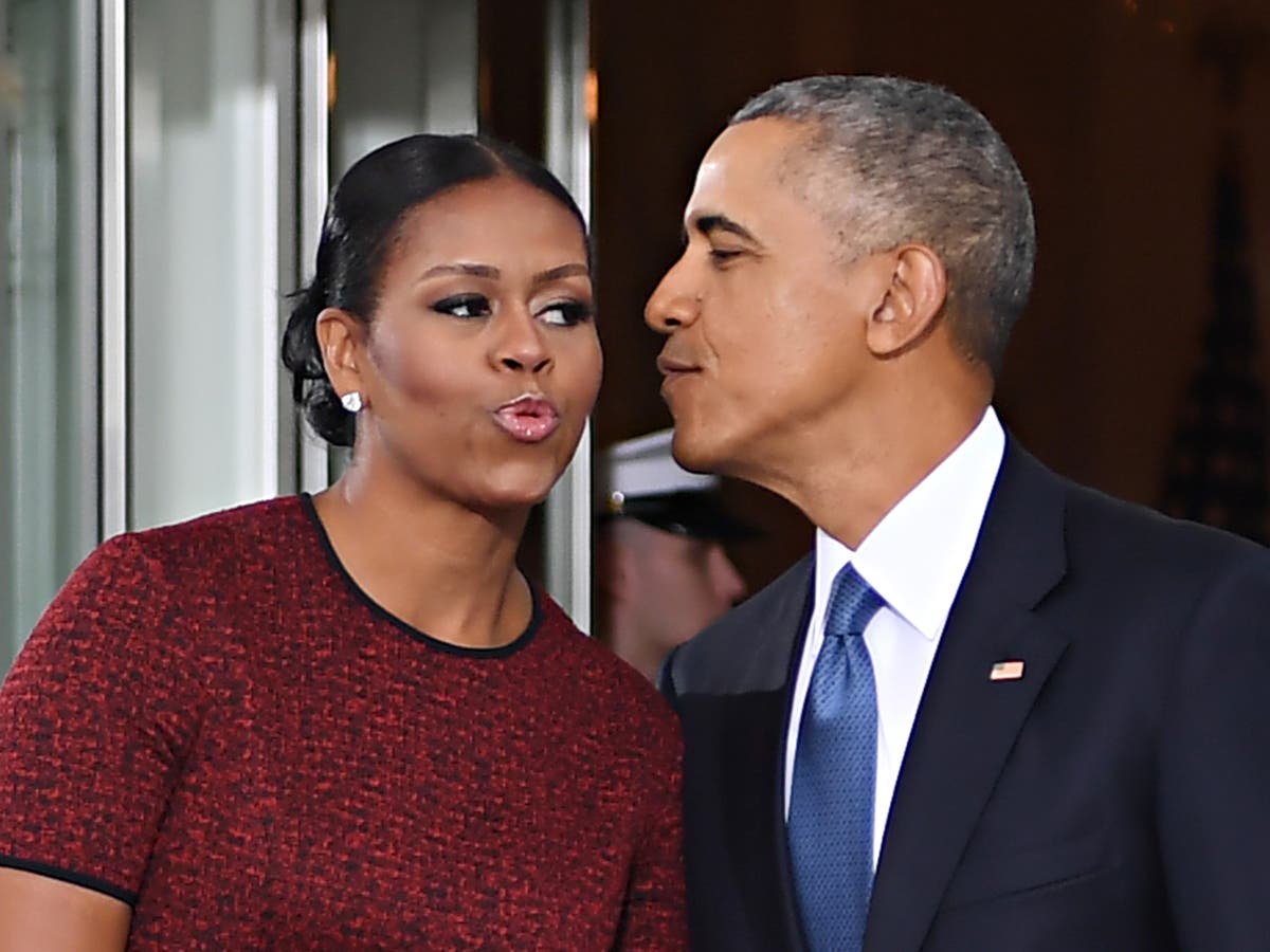 Michelle Obama reveals how secret service reacts to her and Barack Obama&rsquo;s PDA 