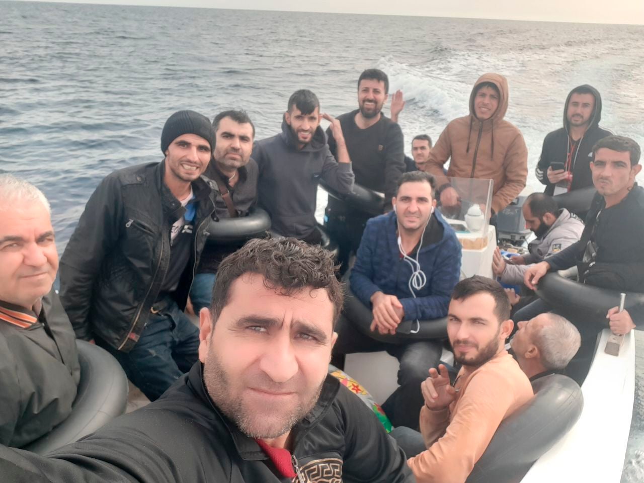 KURDOS SIRIOS-MIGRACIÓN