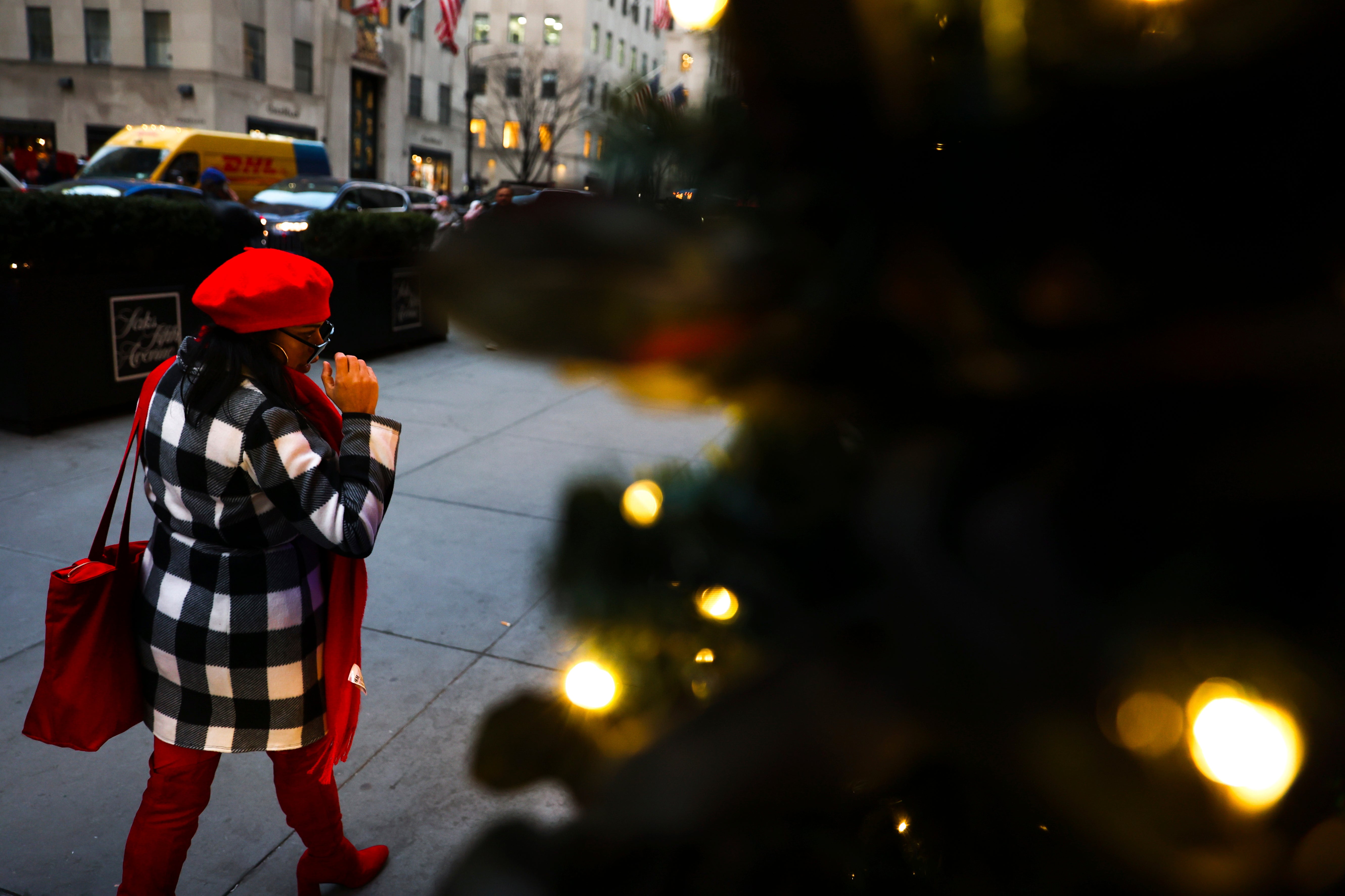 Holiday Last Minute Shoppers