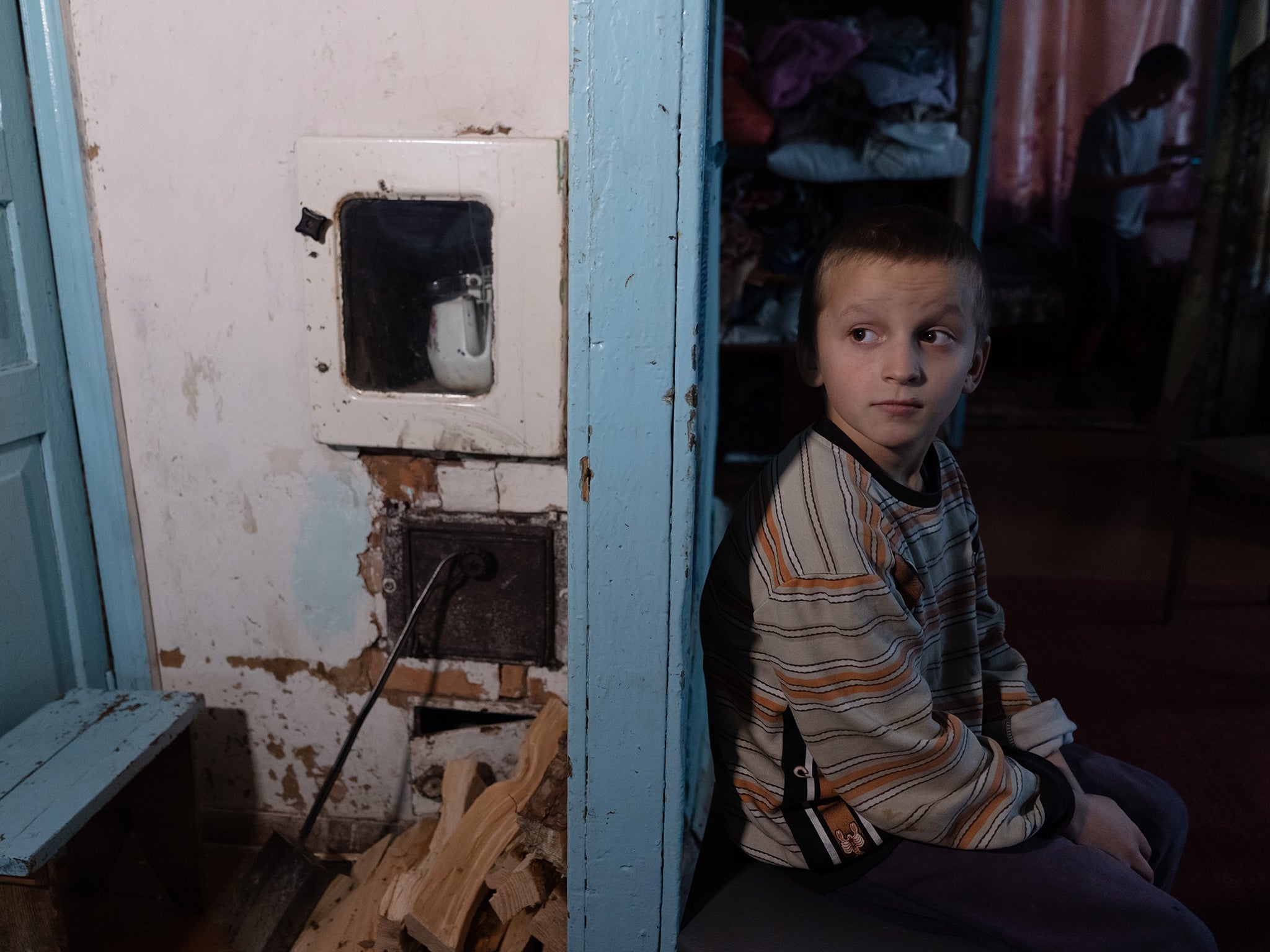 Dmytro* lives with his mother and six younger siblings in northern Ukraine, near the border with Russia and Belarus