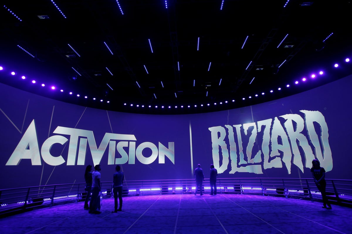 Microsoft braces to fight FTC over Activision Blizzard deal
