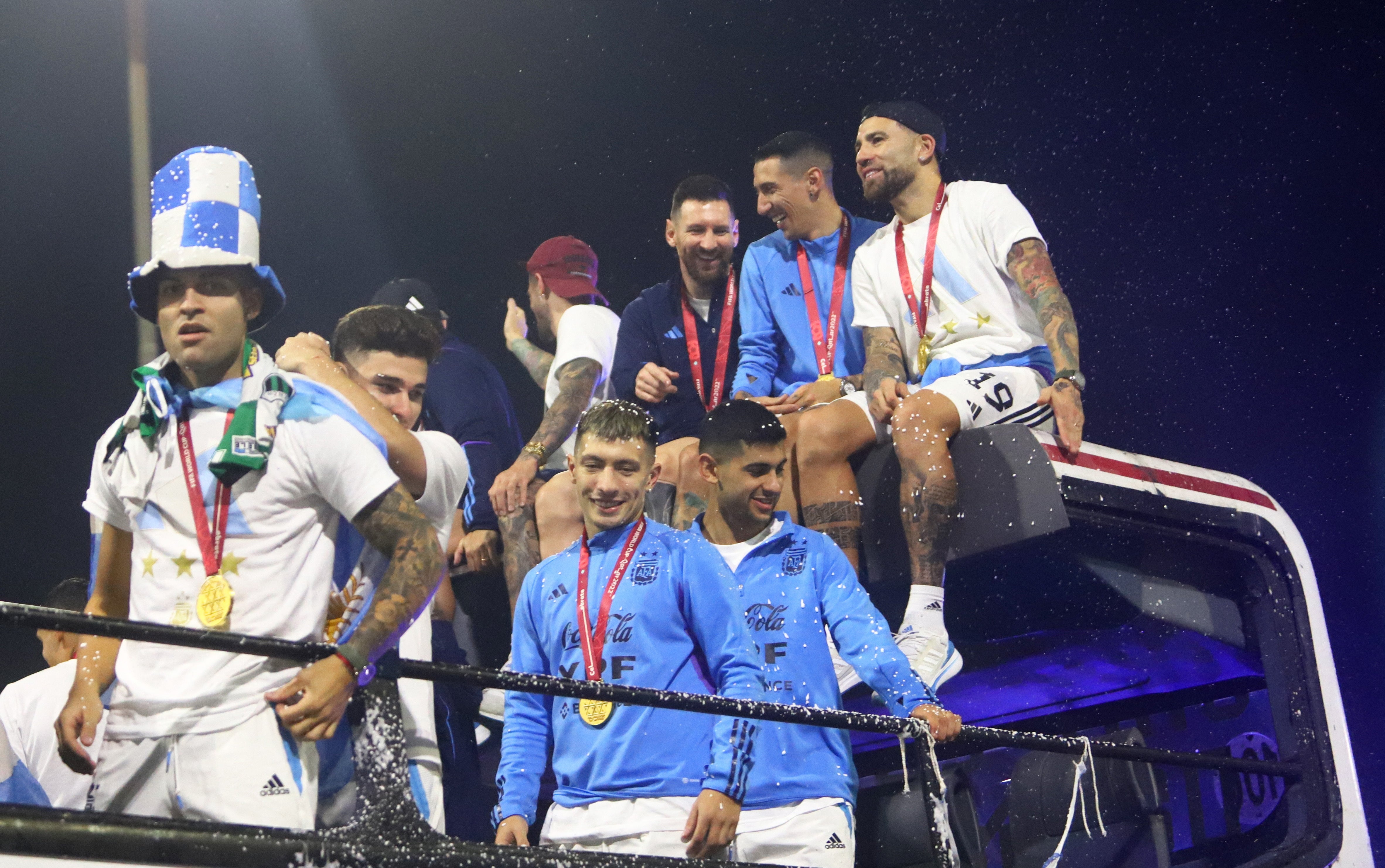 Ten Hag admits Martinez is still celebrating Argentina’s World Cup win