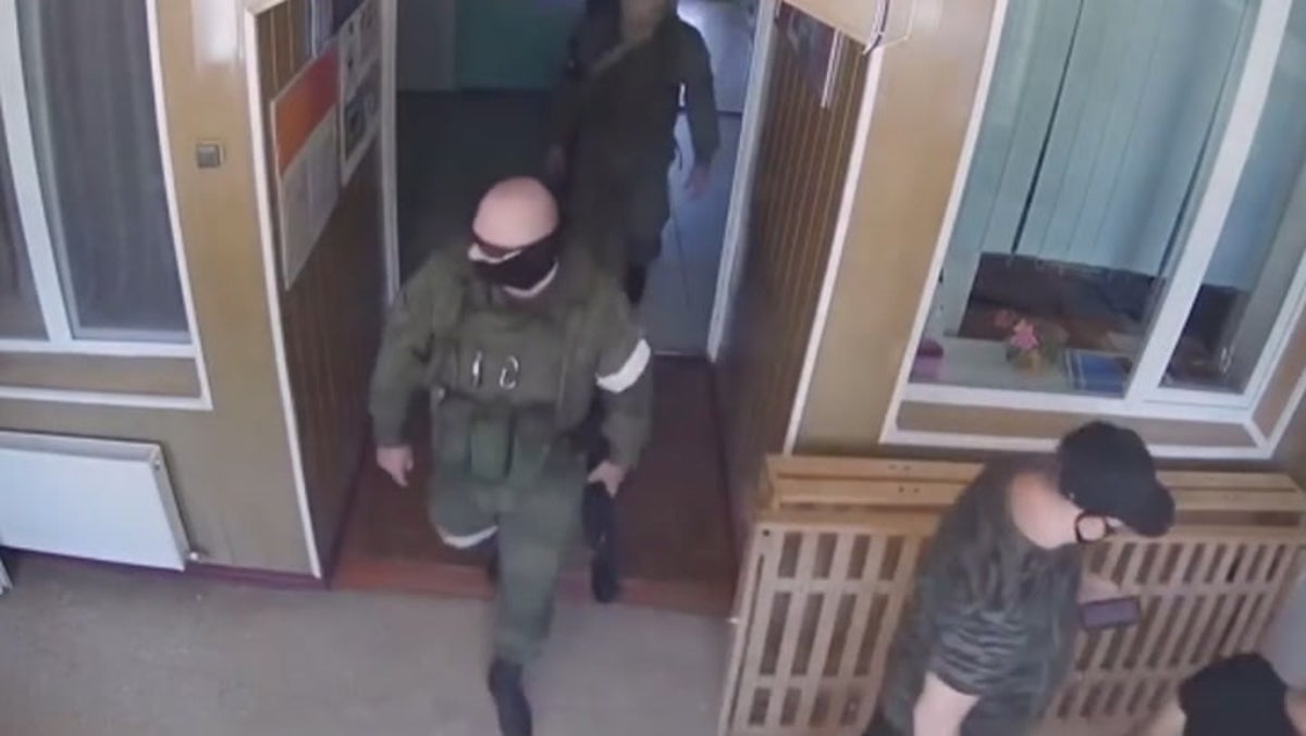 CCTV captures Putin’s soldiers raiding Ukrainian orphanage to abduct children