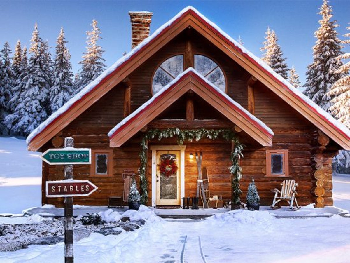 Reindeer stables and hot cocoa on tap: Santa’s 25-acre home is worth more than $1m on Zillow