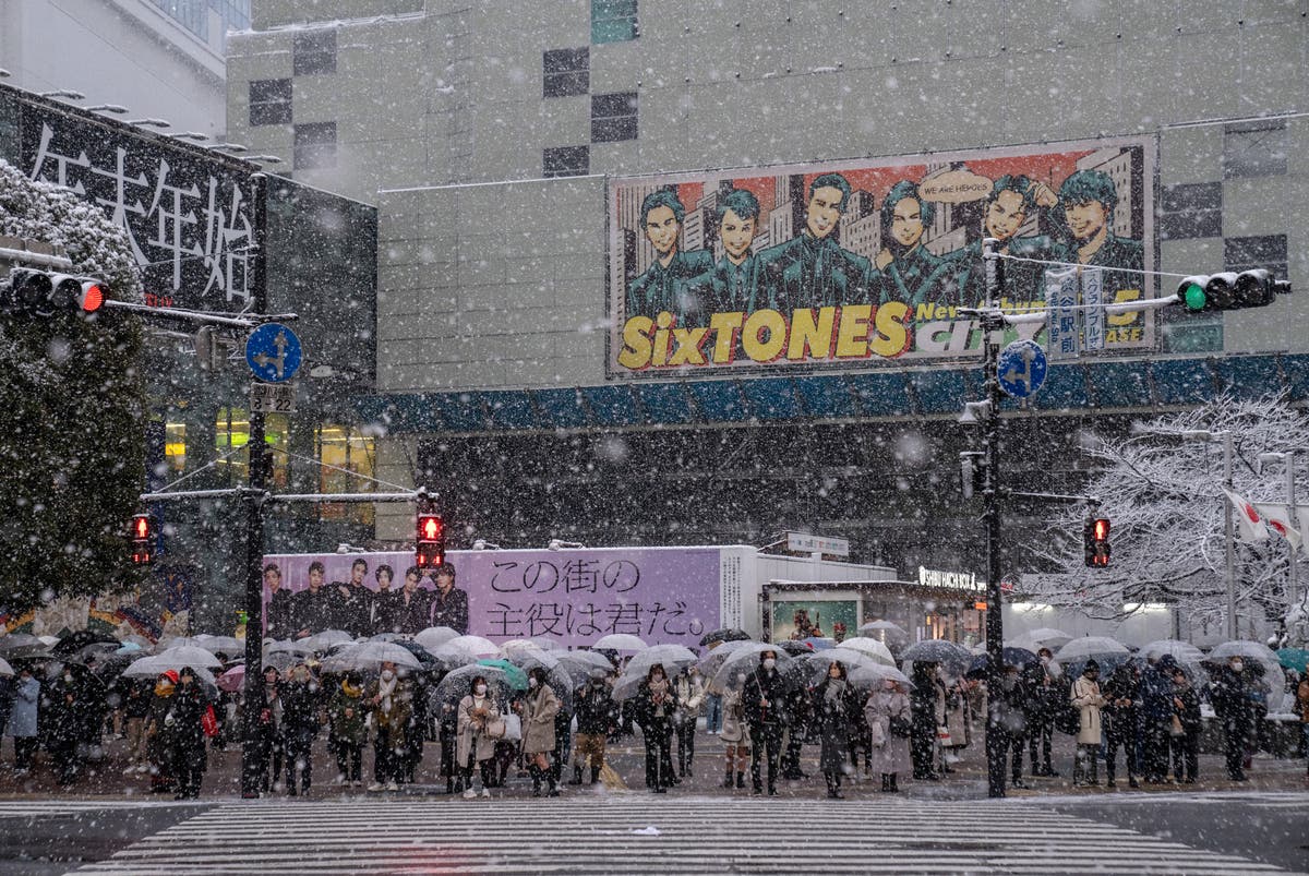 日本では大雪で13人が死亡、気象当局は住民に吹雪に警戒するよう要請