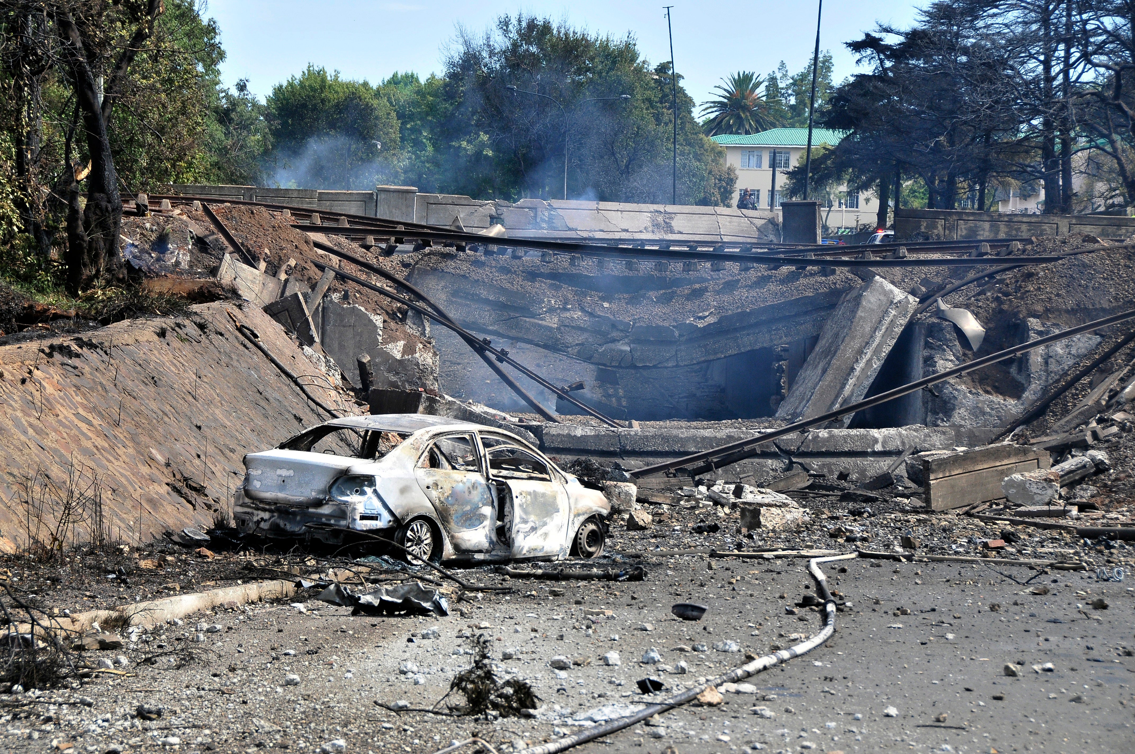 SUDAFRICA CAMION EXPLOSION