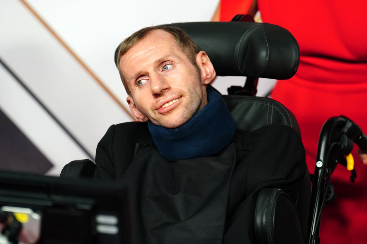 Rob Burrow&rsquo;s wheelchair-accessible van vandalised outside restaurant