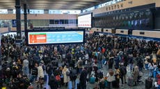 Strikes: Passengers rush for last trains as services stop early on Christmas Eve