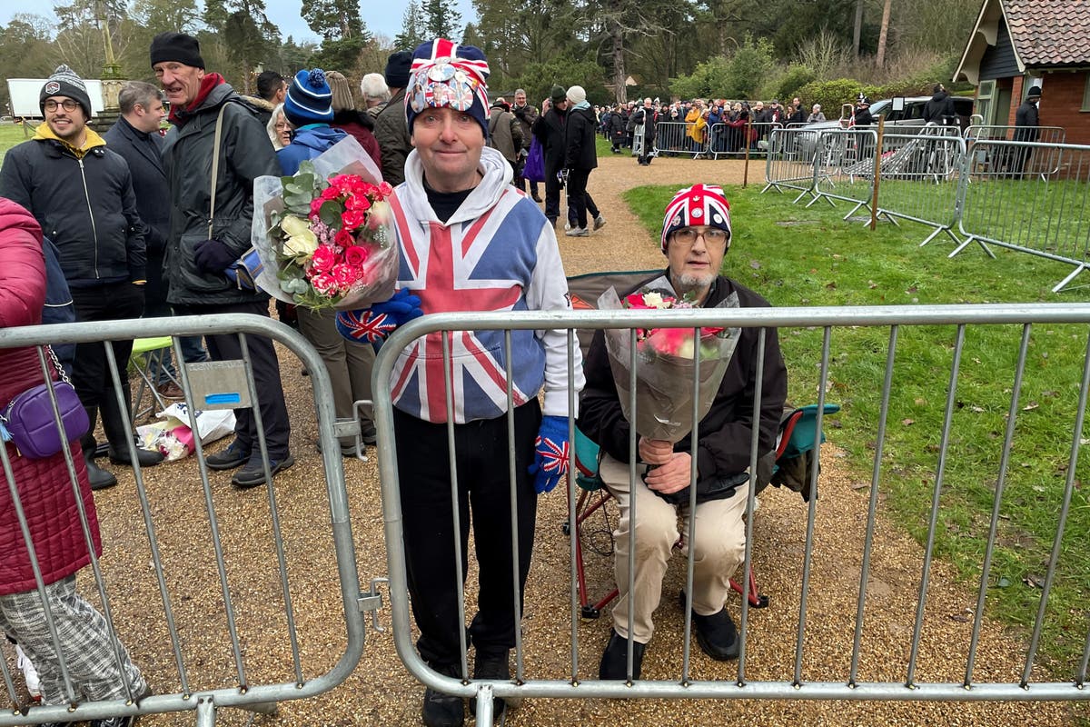 Royal family attend Christmas Day service at Sandringham church