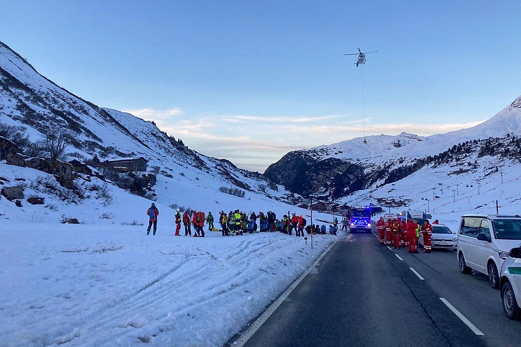 Some 200 people have been involved in the search of the missing skiers
