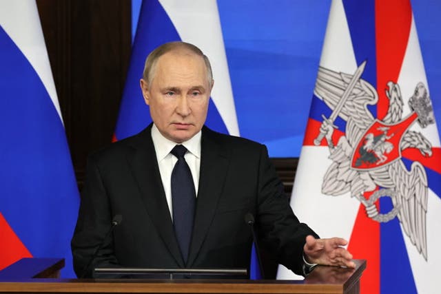 <p>Russia is 'ready to negotiate peace', claims Putin</p>
