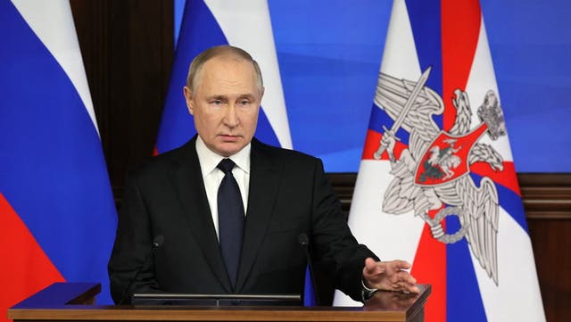 <p>Russia is 'ready to negotiate peace', claims Putin</p>