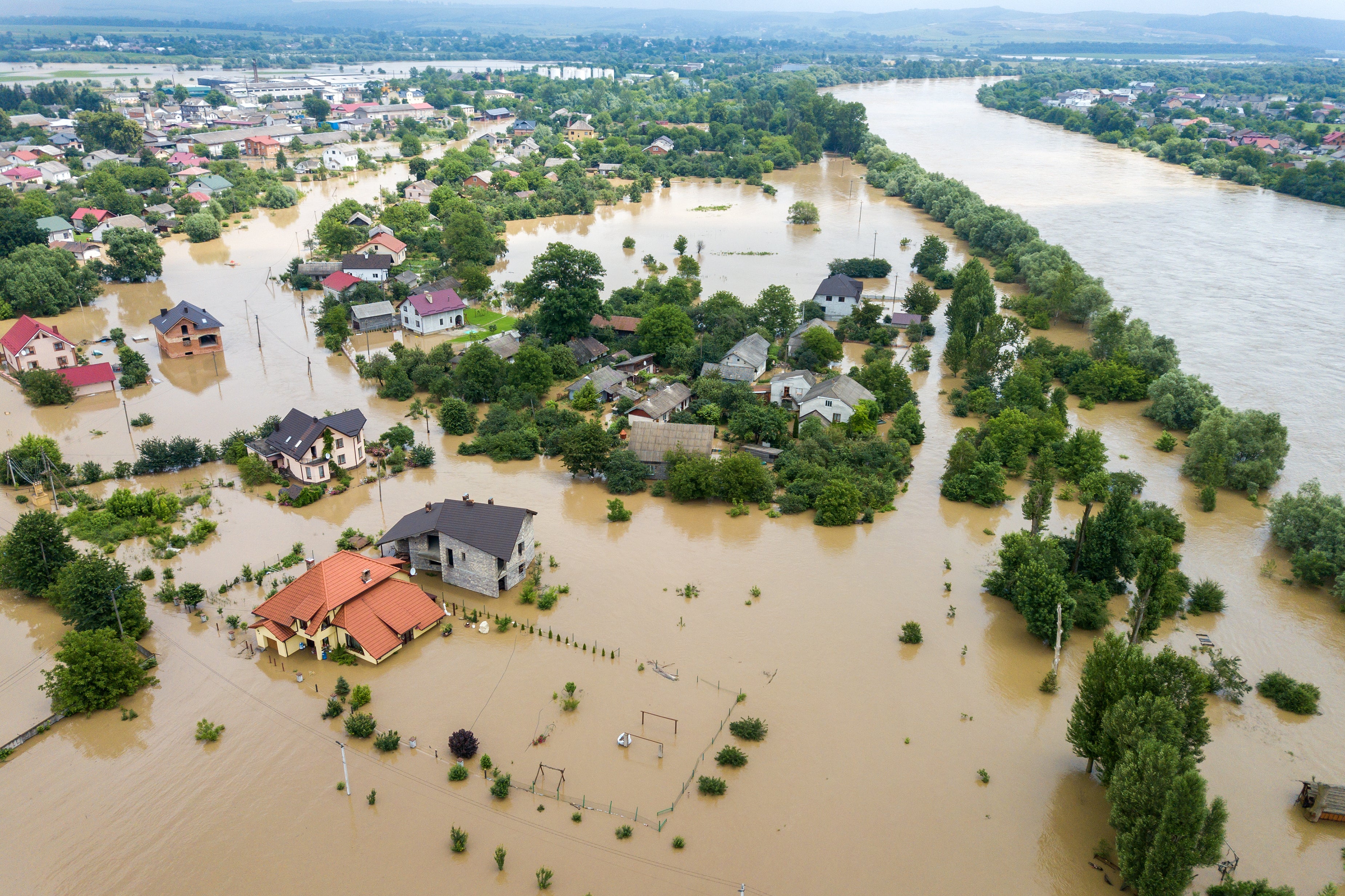 A report shows the top 10 most expensive climate disasters cost around £2.5bn each