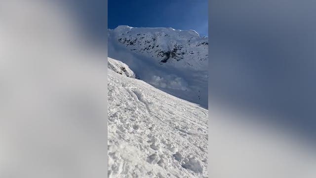 <p>Moment skiers are engulfed by massive avalanche in Austrian mountains</p>
