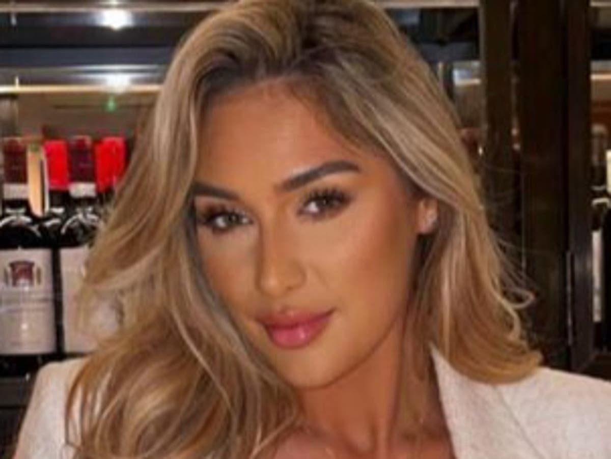 Tributes to &lsquo;beautiful angel&rsquo; Elle Edwards killed in Christmas Eve pub shooting in Wallasey