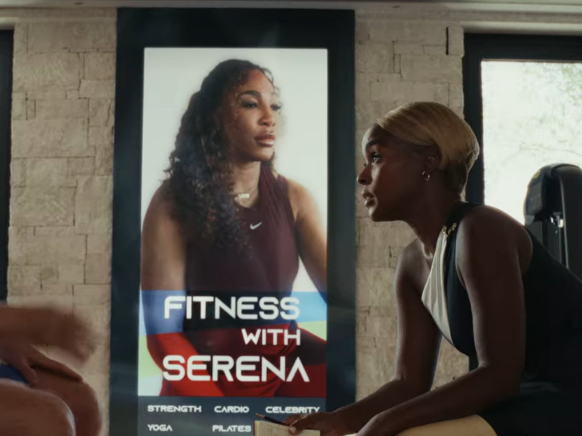 Serena Williams and Janelle Monae in ‘Glass Onion'