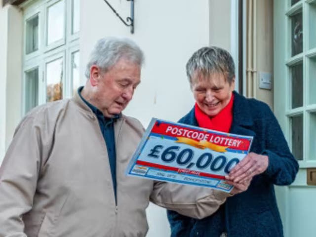 <p>Bill Puffett and his wife Linda have won £60,000</p>