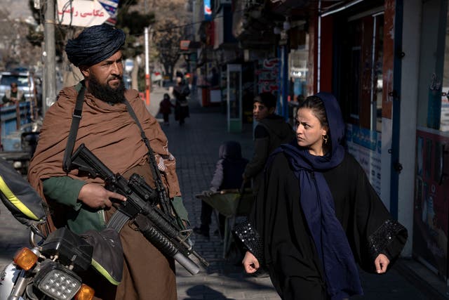 AFGANISTAN MUJERES