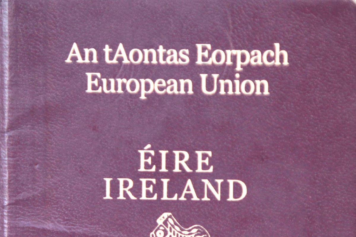 Record year for Irish passports with 1,080,000 issued in 2022

 | Daily News Byte