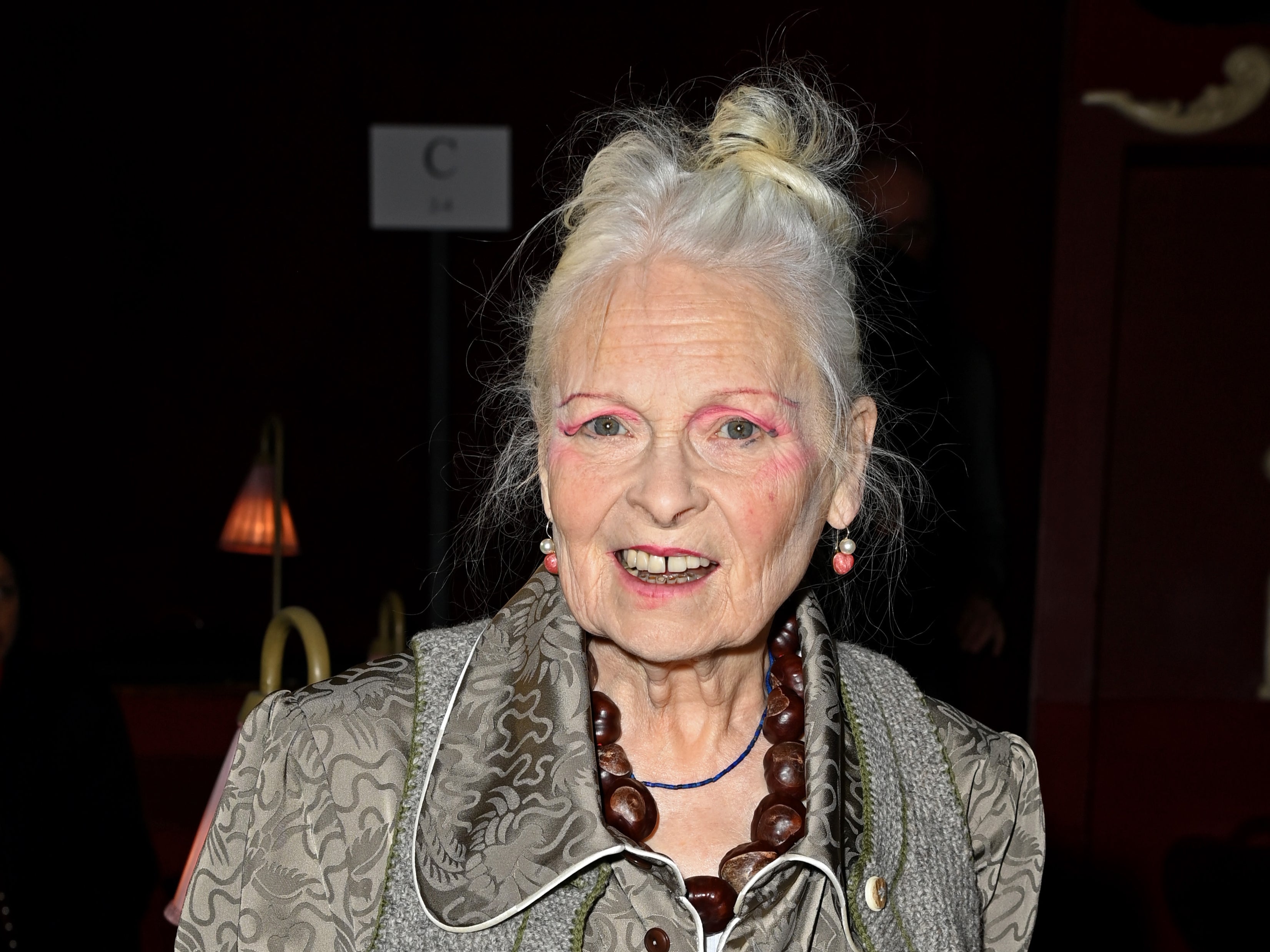Vivienne Westwood, English fashion designer and businesswoman, dies aged 81  - ABC News