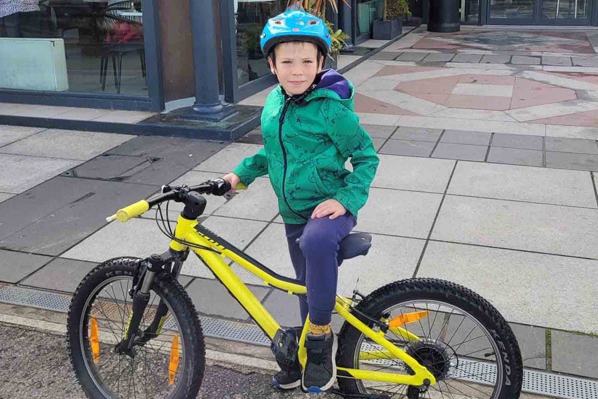 Seven-year-old Elliott&rsquo;s fundraiser to thank hospital staff who cared for him
