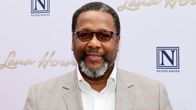 <p>Death of a Salesman: Moment audience member  interrupts actor Wendell Pierce during Broadway's show</p>