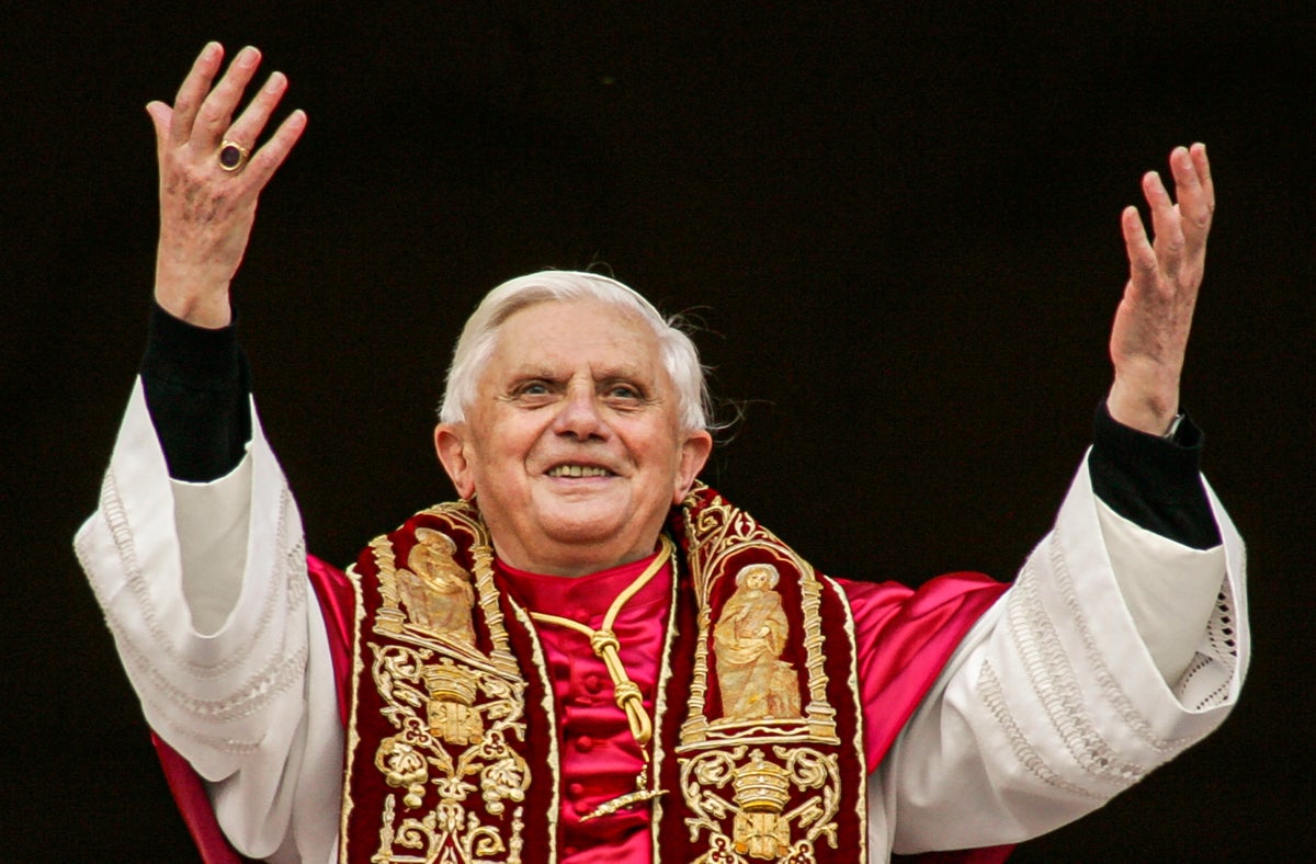 Live Updates | Reactions to Pope Benedict XVI’s death
