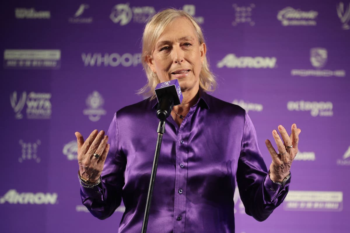 Martina Navratilova diagnosed with early-stage throat and breast cancer