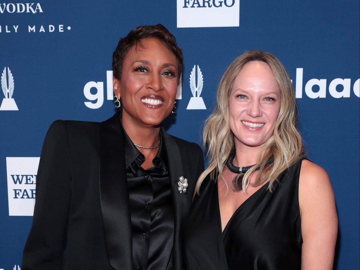 Robin Roberts announces she’s marrying longtime girlfriend Amber Laign
